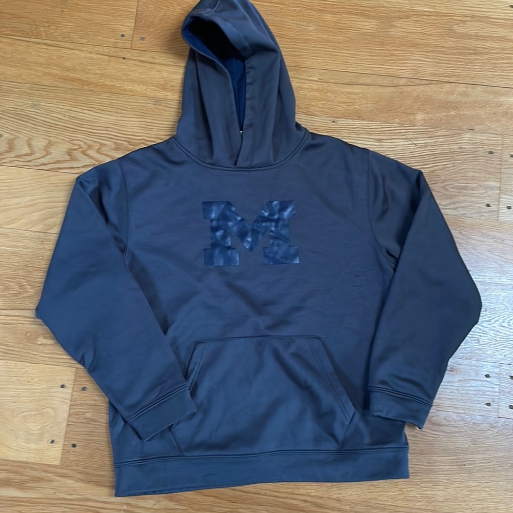 University of Michigan hoodie, boys XL
